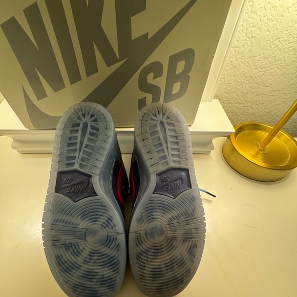 Nike Dunk Low Run the Jewels - Picture 6 of 8